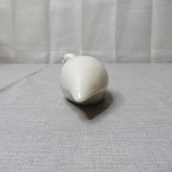 White Bird Irish Porcelain Figurine Vintage Signed CRE Flowers Blue Pink Yellow - Picture 4 of 10